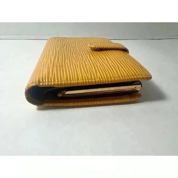 Louis Vuitton wallet - Picture 4 of 7